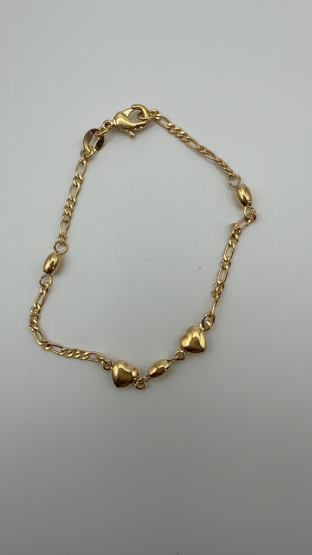 Heart pendant bracelet
