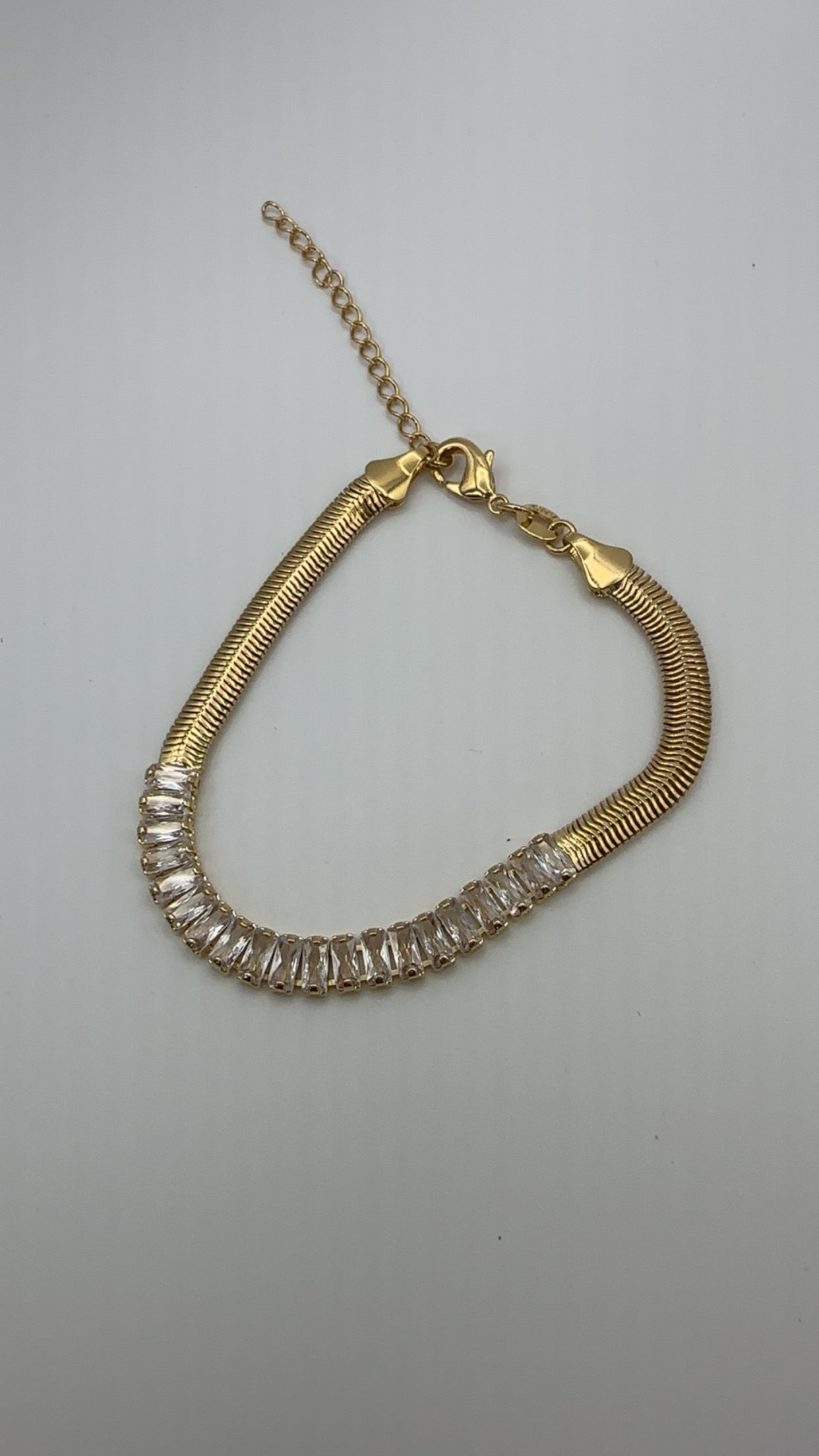 Tight gold bracelet