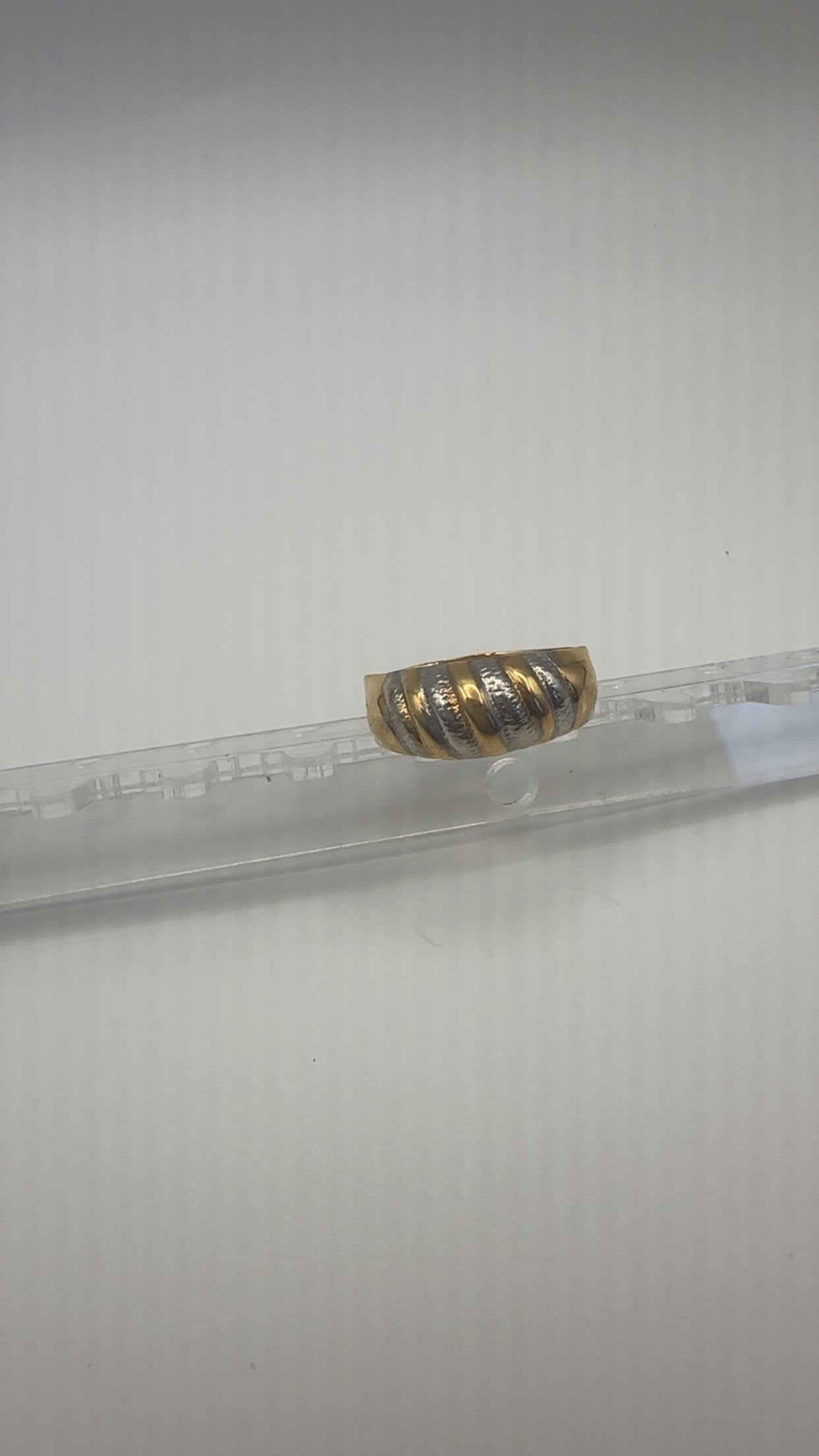 Gold and silver stripe ring
