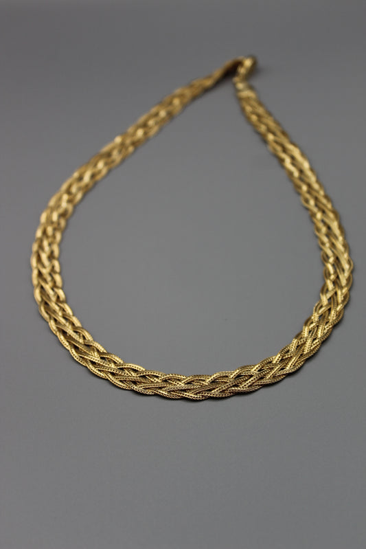 Thick chain necklace