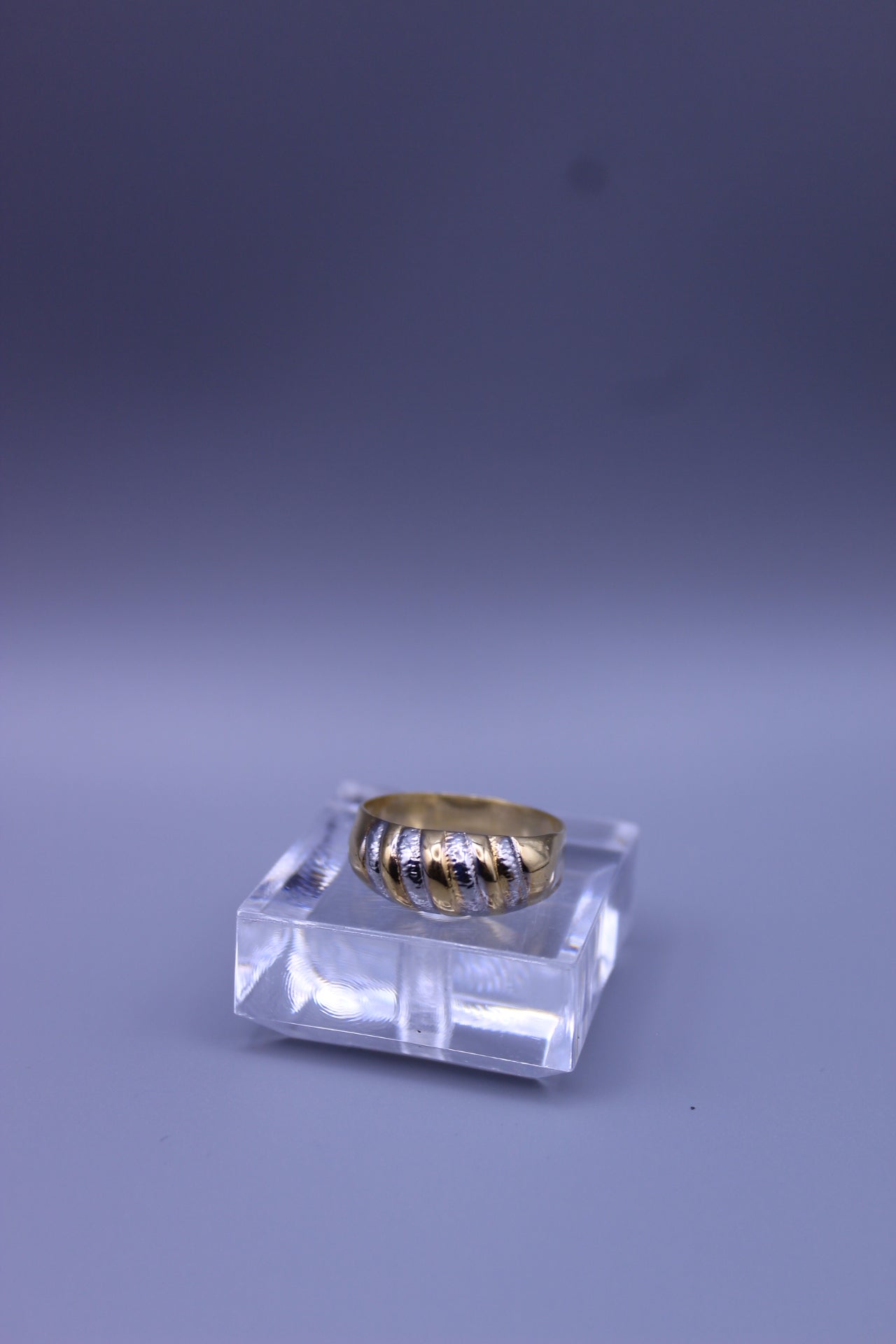 Gold and silver stripe ring